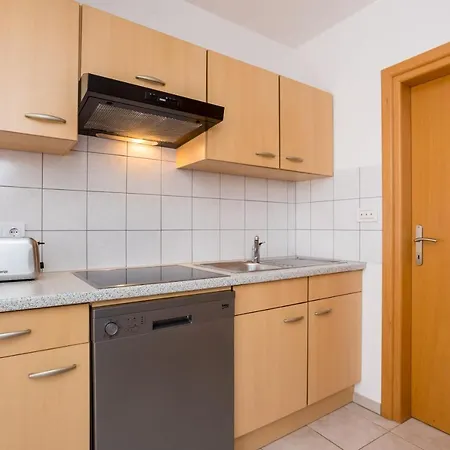 Sara Lägenhet Milohnici