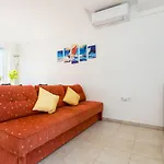 Sara Apartamento *