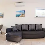Sara Apartamento Milohnici